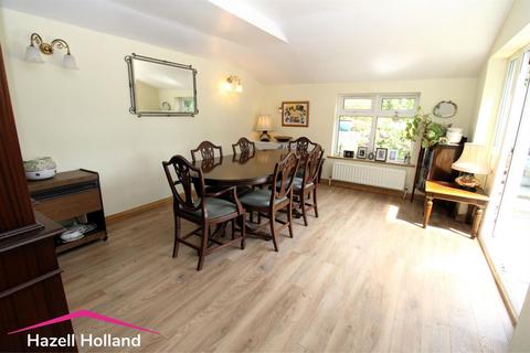 4 bedroom detached house for sale, Walden Road, Chislehurst