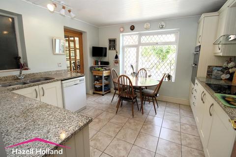4 bedroom detached house for sale, Walden Road, Chislehurst
