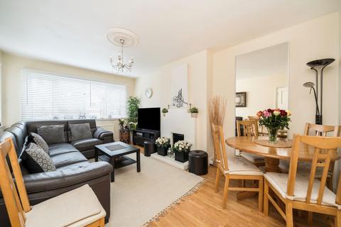 2 bedroom flat for sale, Chambers Lane, London NW10