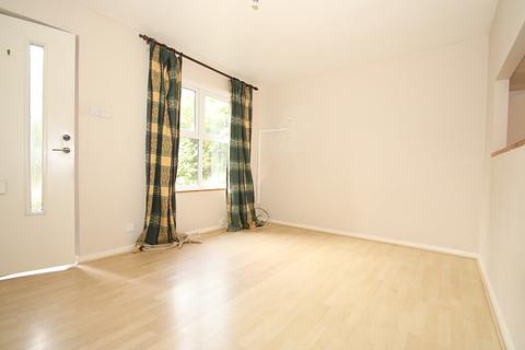 1 bed flat/apartment for rent in Woking GU21