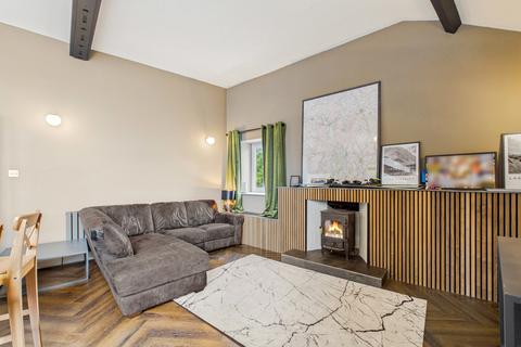 2 bedroom apartment for sale, Flat 3, 5 St Johns Street, Keswick, Cumbria, CA12 5AP