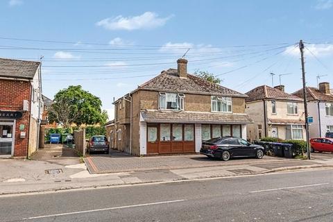 Retail property (high street) for sale, 13 Andover Rd Ludgershall SP11 9LU
