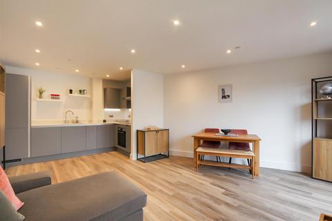 2 bedroom flat to rent, Davigdor Road, Hove