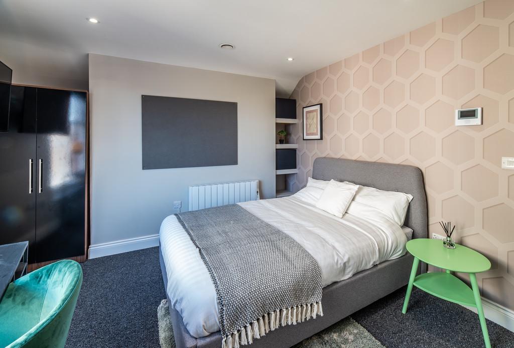 Apartment in Nottingham, The Park - View 2