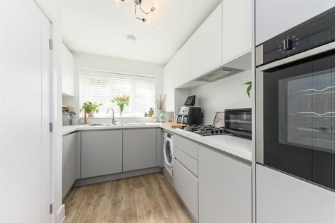 2 bedroom semi-detached house for sale, Shakespeare Crescent, New Romney TN28