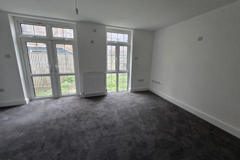 3 bedroom semi-detached house to rent, Lambton Road, London N19