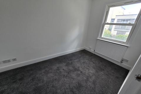 3 bedroom semi-detached house to rent, Lambton Road, London N19