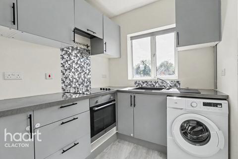 2 bedroom detached bungalow for sale, Union Road, Clacton-On-Sea