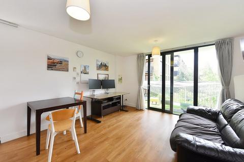 1 bedroom apartment for sale, Fairmont House, Canada Water SE16
