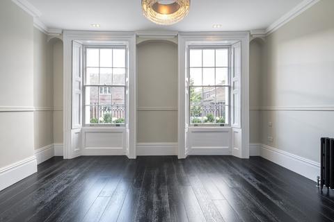 3 bedroom terraced house for sale, Shepherdess Walk, Hackney, London, N1