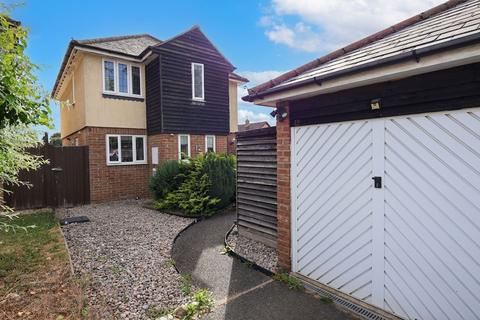 4 bedroom detached house for sale, Bewicks Mead, Burwell, CB25
