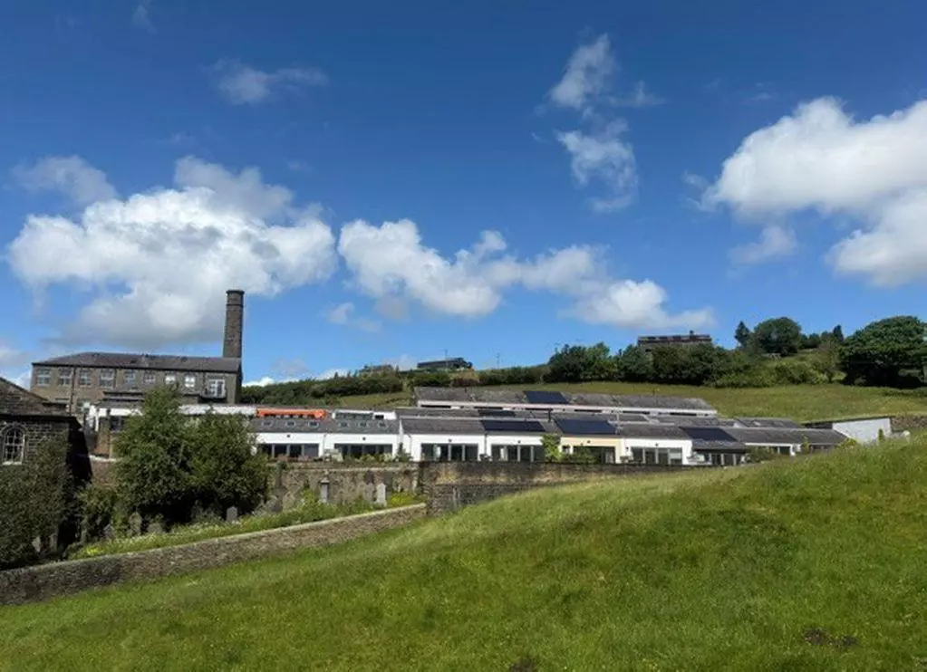 Pecket Well Mill, Hebden Bridge HX7 3 bed terraced house for sale