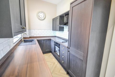 1 bedroom flat to rent, Upper Bar, Newport
