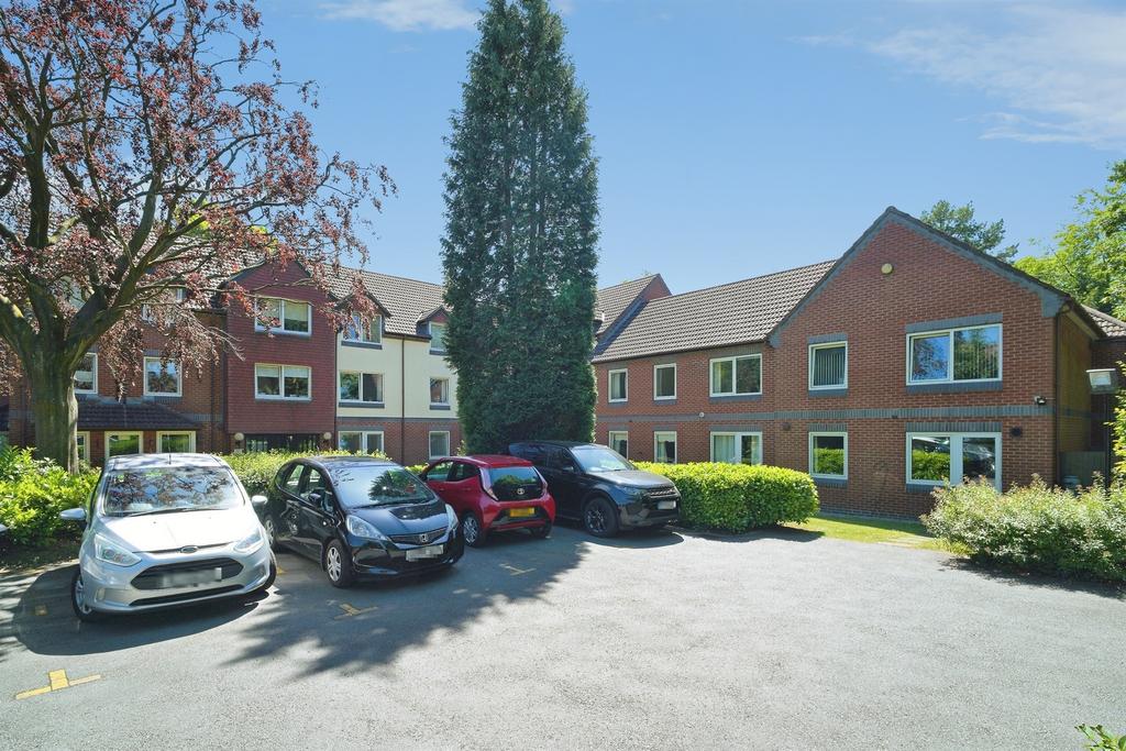 Apartment in Solihull, Ulverley Green - View 3