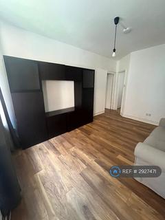 1 bedroom flat to rent, Seven Sisters Road, London, N4