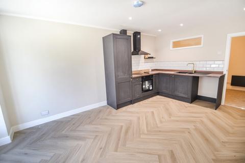1 bedroom flat to rent, Upper Bar, Newport