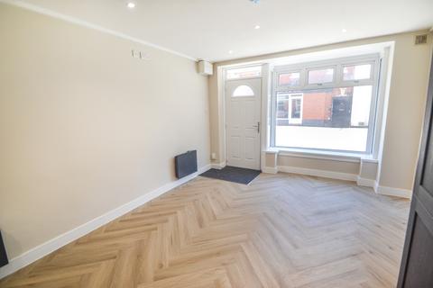 1 bedroom flat to rent, Upper Bar, Newport