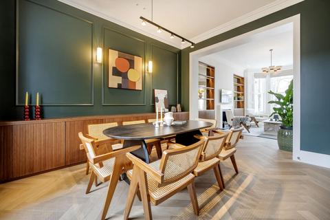 3 bedroom apartment to rent, Flat 1, 7 Philbeach Gardens, London SW5