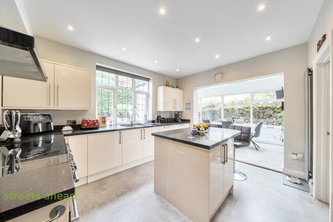 5 bedroom detached house for sale, Ballards Way, South Croydon, CR2