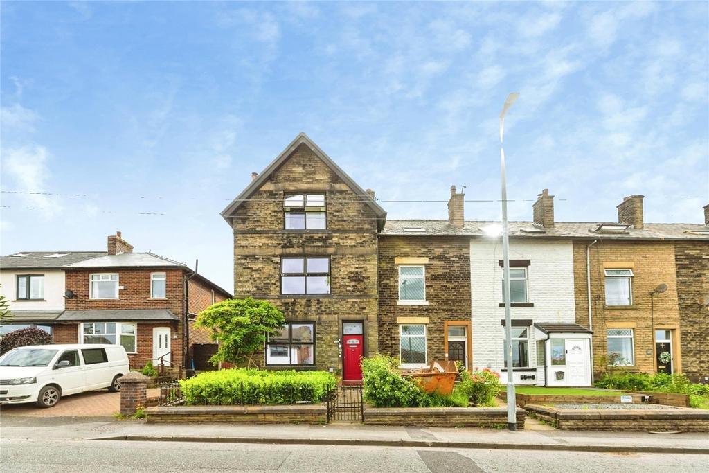 5 bedroom semi-detached house for sale