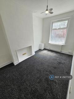 2 bedroom terraced house to rent, Waverley Road West, Manchester, M9