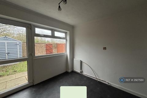 3 bedroom end of terrace house to rent, Ferndale, Milton Keynes, MK6