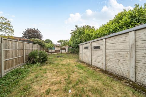 2 bedroom house for sale, Glebe Road, Stanmore