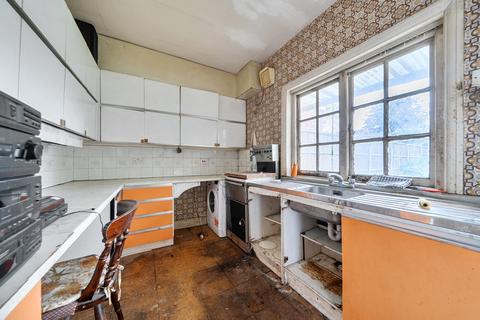 2 bedroom house for sale, Glebe Road, Stanmore