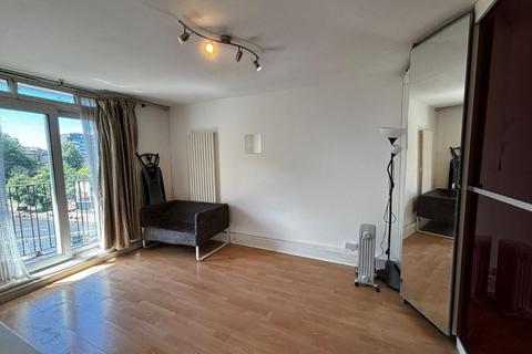 4 bedroom flat to rent, Flat , Gillies House, Hilgrove Road, London