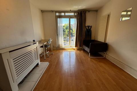 4 bedroom flat to rent, Flat , Gillies House, Hilgrove Road, London