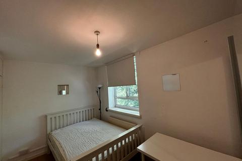 4 bedroom flat to rent, Flat , Gillies House, Hilgrove Road, London