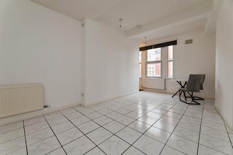 Studio for sale, 22 Courtenay Mews, London, E17