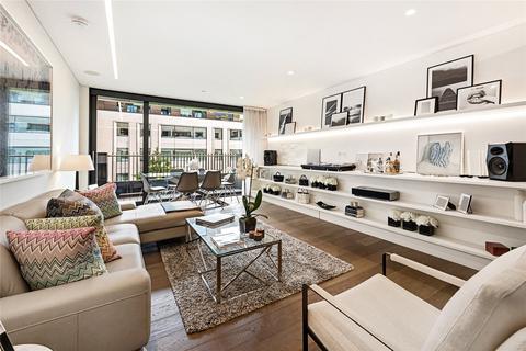 2 bedroom apartment for sale, Rathbone Place, London, W1T