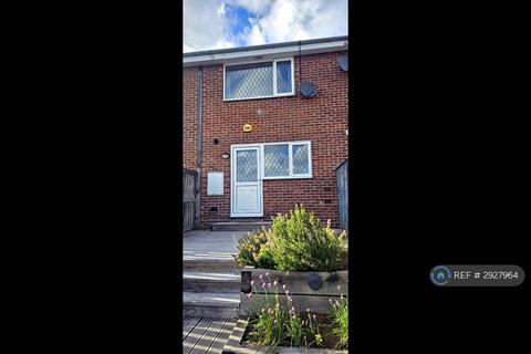 2 bed terraced house for rent in Canal Lane, Wakefield, WF3