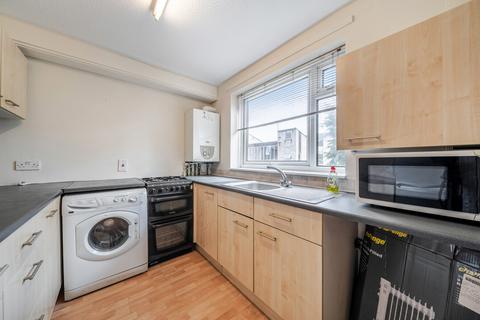1 bedroom flat for sale, Weetwood House Court, Weetwood, Leeds, LS16