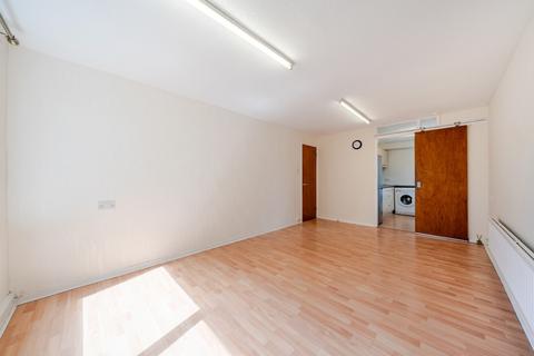 1 bedroom flat for sale, Weetwood House Court, Weetwood, Leeds, LS16