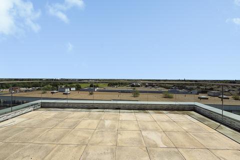 2 bedroom property to rent, Peterborough, PE2