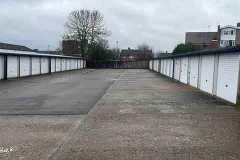 Garage to rent, Western Way, Letchworth Garden City SG6