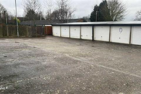 Garage to rent, Western Way, Letchworth Garden City SG6
