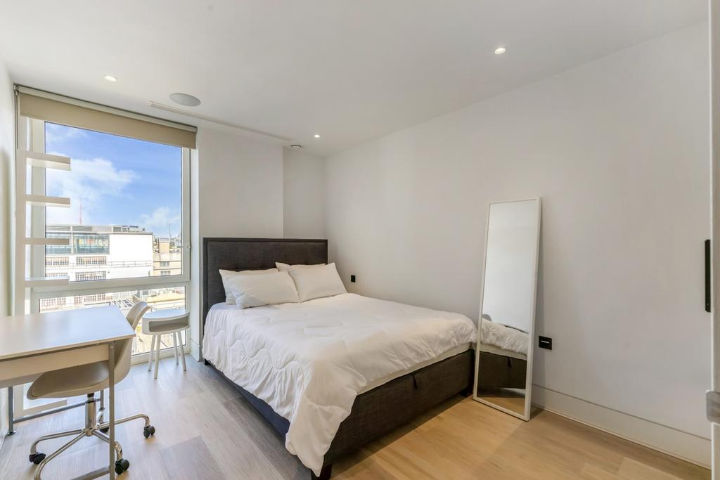 Bedroom2 - blue sky
