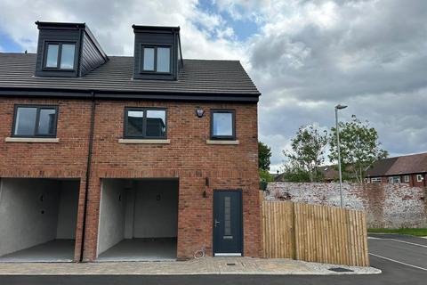 2 bedroom townhouse for sale, Hadfield Street, Oldham