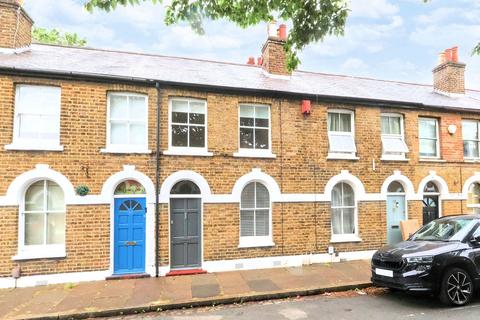 Mooreland Road, Bromley, BR1