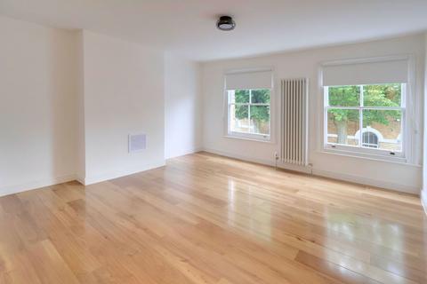2 bedroom terraced house for sale, Mooreland Road, Bromley, BR1