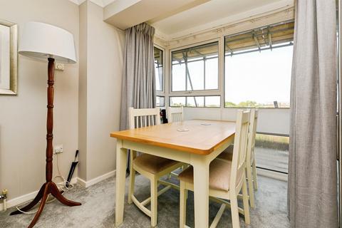 2 bedroom flat for sale, Buckingham Court, HUNSTANTON