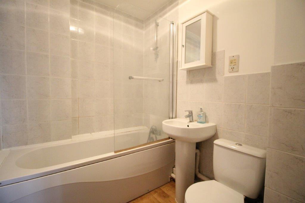 Apartment in London - View 3