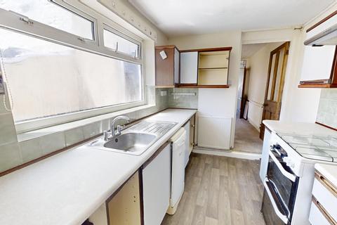 3 bedroom terraced house for sale, Grove Road, Portland