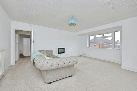 2 bedroom flat for sale, Lady Mary Road, Norwich