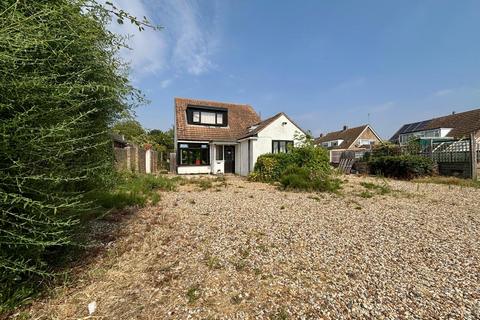 4 bedroom detached house for sale, Castles Close, Stotfold