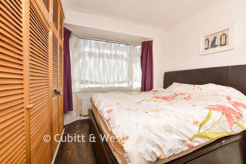 undefined, Elmwood Close, Wallington SM6