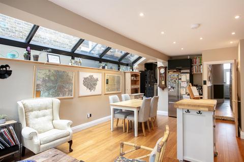 4 bedroom terraced house for sale, Shenley Road, Camberwell, SE5